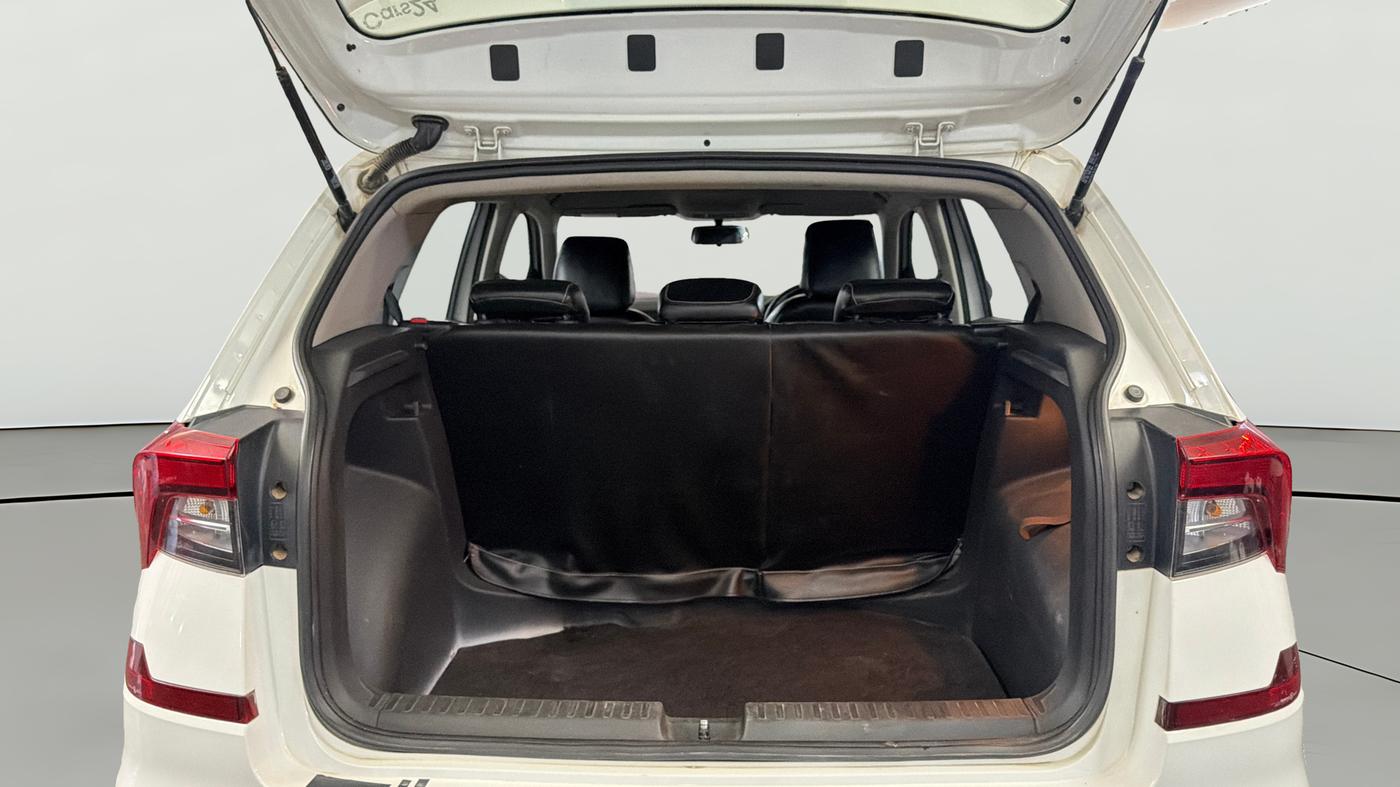 2022 Skoda KUSHAQ ACTIVE 1.0L TSI MT, Petrol, Manual, 48,288 km, Boot Open Zoomed View