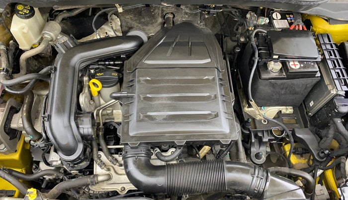 2023 Volkswagen TAIGUN TOPLINE 1.0 TSI AT, Petrol, Automatic, 34,544 km, Engine View