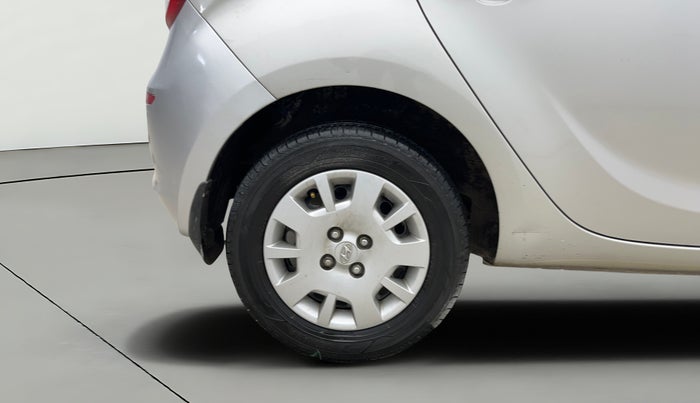 2012 Hyundai i20 MAGNA (O) 1.2, Petrol, Manual, 67,286 km, Right Rear Wheel