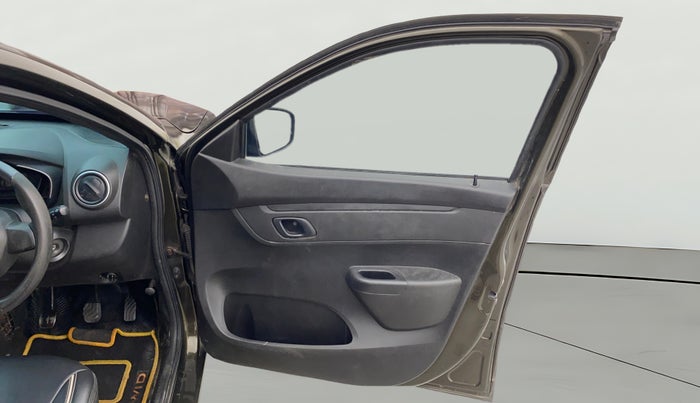 2019 Renault Kwid RXL, Petrol, Manual, 41,493 km, RHS Front Door