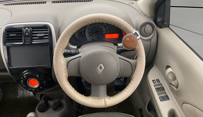 2015 Renault Pulse RXL PETROL, Petrol, Manual, 88,918 km, Steering Wheel Close Up