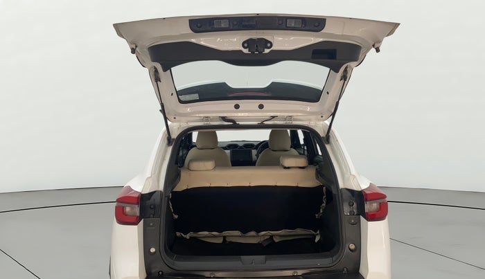 2022 Nissan MAGNITE XE, Petrol, Manual, 10,558 km, Boot Door Open