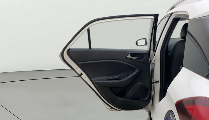 2018 Hyundai i20 Active 1.2 SX, Petrol, Manual, 47,179 km, LHS Rear Door