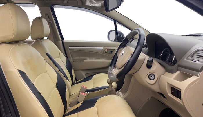 2015 Maruti Ertiga VXI, Petrol, Manual, 92,828 km, Right Side Front Door Cabin