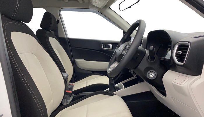 2025 Hyundai VENUE S 1.2, Petrol, Manual, 6,192 km, Right Side Front Door Cabin