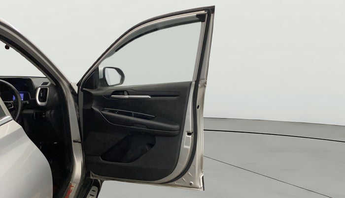 2022 KIA SONET HTE 1.5, Diesel, Manual, 52,991 km, RHS Front Door