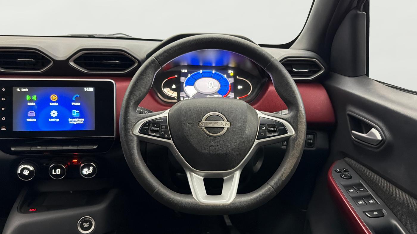 2022 Nissan MAGNITE XV TURBO CVT RED EDITION, Petrol, Automatic, 78,224 km, Steering Wheel Close Up