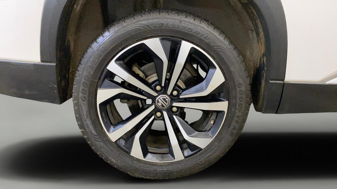 2024 MG HECTOR SHARP PRO 1.5 PETROL TURBO CVT PETROL, Petrol, Automatic, 14,132 km, Right Rear Wheel