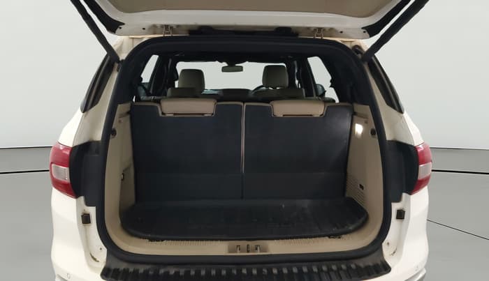 2017 Ford Endeavour TITANIUM 3.2 4X4 AT, Diesel, Automatic, 86,194 km, Boot Open Zoomed View
