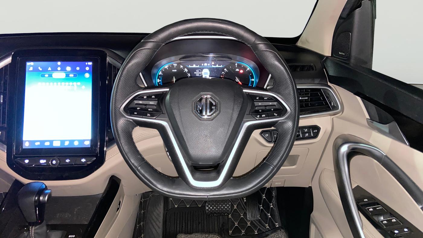 2021 MG HECTOR SHARP 1.5 PETROL CVT, Petrol, Automatic, 42,407 km, Steering Wheel Close Up