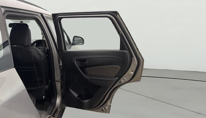 2021 Toyota URBAN CRUISER MID GRADE AT, Petrol, Automatic, 1,02,809 km, RHS Rear Door