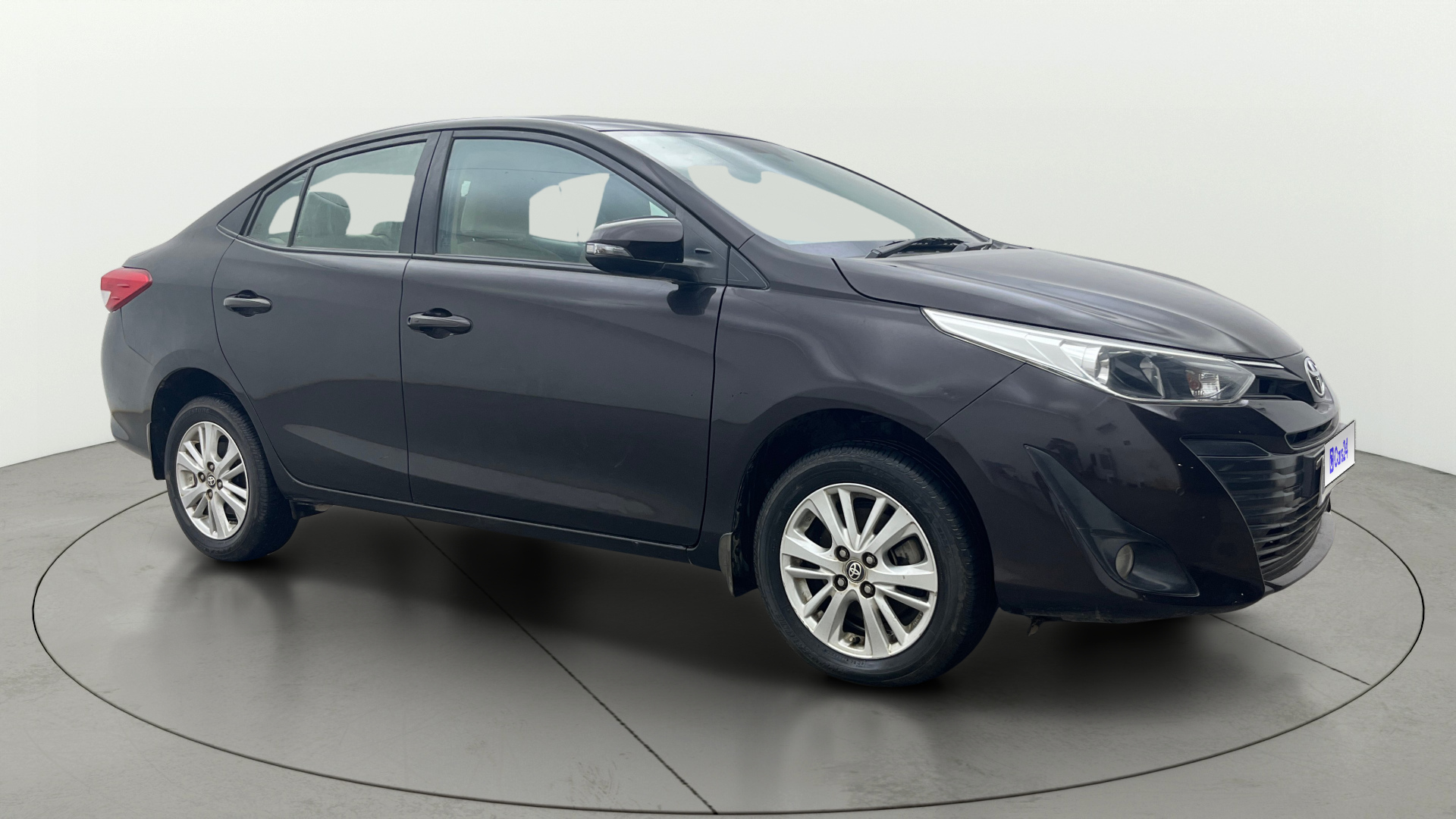 2018 Toyota Yaris 2021-2021 V MT 2018 Toyota Yaris 2021-2021 V MT