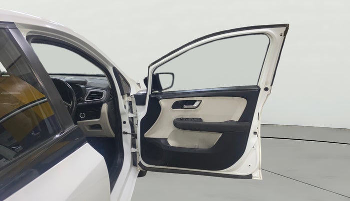 2021 Tata ALTROZ XZ DIESEL, Diesel, Manual, 59,189 km, RHS Front Door