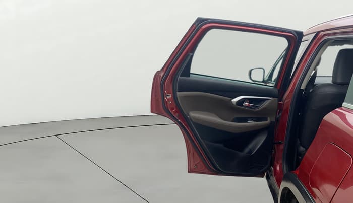 2022 Toyota URBAN CRUISER HYRYDER V HYBRID, Hybrid, Automatic, 54,927 km, LHS Rear Door
