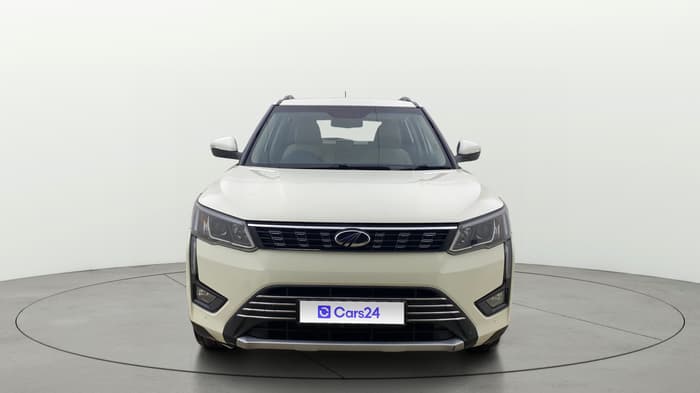 2021 Mahindra XUV300 W8 (O) 1.5 DIESEL, Diesel, Manual, 99,085 km, Front