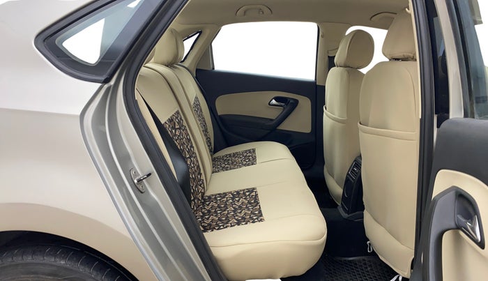 2017 Skoda Rapid AMBITION 1.6 MPI AT, Petrol, Automatic, 1,20,361 km, Right Side Rear Door Cabin