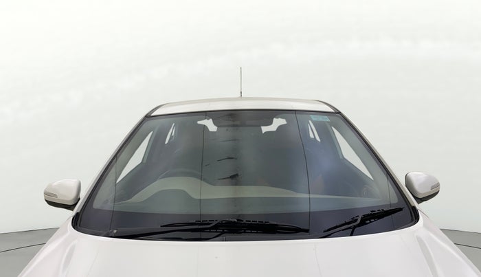 2015 Hyundai Elite i20 SPORTZ 1.2 (O), Petrol, Manual, 52,177 km, Front Windshield