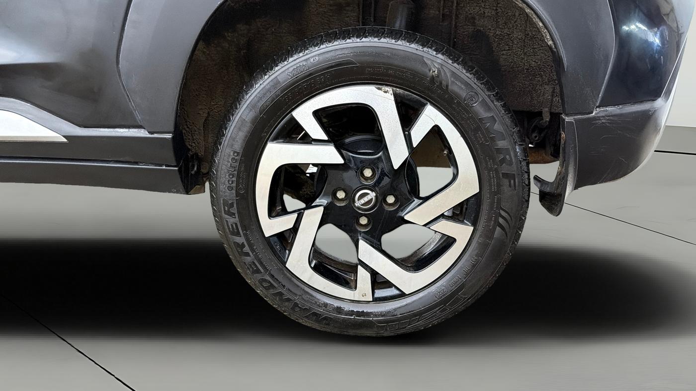 2023 Nissan MAGNITE XV PREMIUM TURBO CVT, Petrol, Automatic, 24,560 km, Left Rear Wheel