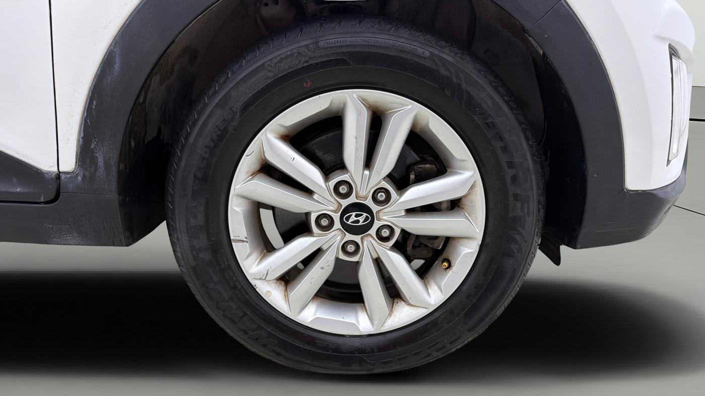 2015 Hyundai Creta SX PLUS 1.6 PETROL, Petrol, Manual, 57,171 km, Right Front Wheel