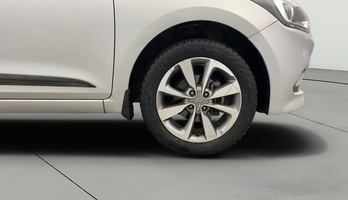 2016 Hyundai Elite i20 ASTA 1.2 (O), Petrol, Manual, 69,350 km, Right Front Wheel