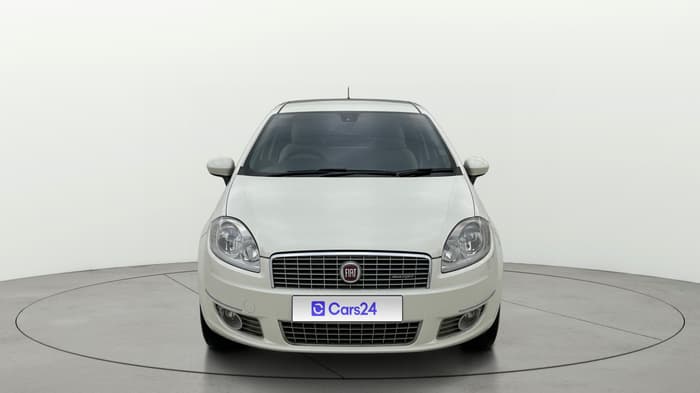 2013 Fiat Linea EMOTION 1.3, Diesel, Manual, 84,705 km, Front