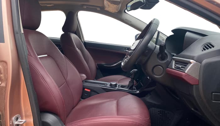 2024 Tata Curvv Accomplished Plus A 1.2 Hyperion GDI Petrol 6MT, Petrol, Manual, 1,757 km, Right Side Front Door Cabin