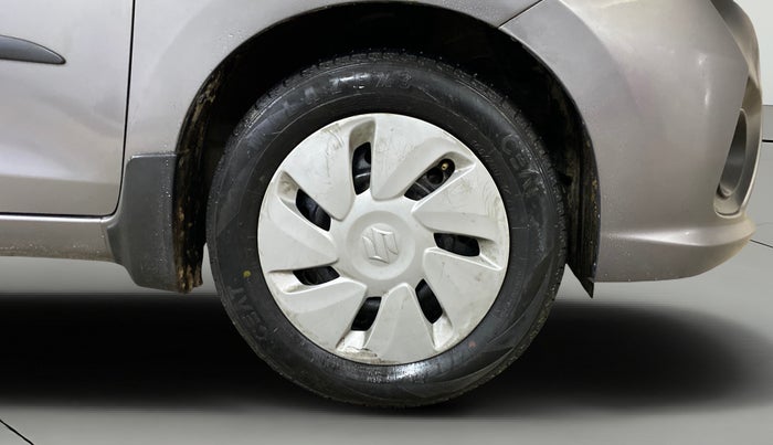 2018 Maruti Celerio VXI CNG, CNG, Manual, 69,528 km, Right Front Wheel