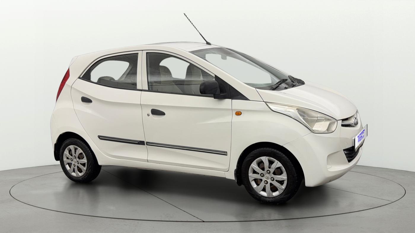 2018 Hyundai Eon MAGNA +, CNG, Manual, 79,427 km, Right Front Diagonal