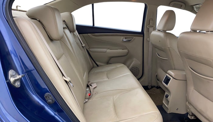 2018 Maruti Ciaz ALPHA 1.5 SHVS PETROL, CNG, Manual, 66,130 km, Right Side Rear Door Cabin