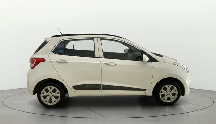 2013 Hyundai Grand i10 SPORTZ 1.2 KAPPA VTVT, Petrol, Manual, 45,242 km, Right Side View