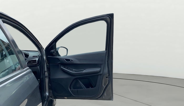 2023 Tata TIAGO NRG XZ ICNG, CNG, Manual, 24,152 km, RHS Front Door