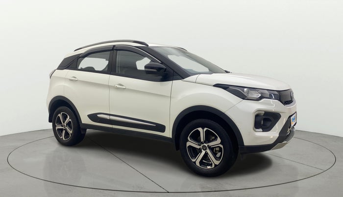 2023 Tata NEXON XZ PLUS PETROL, Petrol, Manual, 17,001 km, Right Front Diagonal