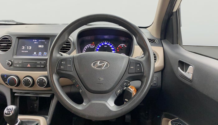 2017 Hyundai Xcent SX 1.2, CNG, Manual, 78,345 km, Steering Wheel Close Up