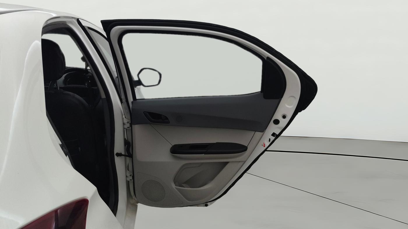 2025 Tata Tiago XTA CNG , CNG, Automatic, 3,158 km, RHS Rear Door