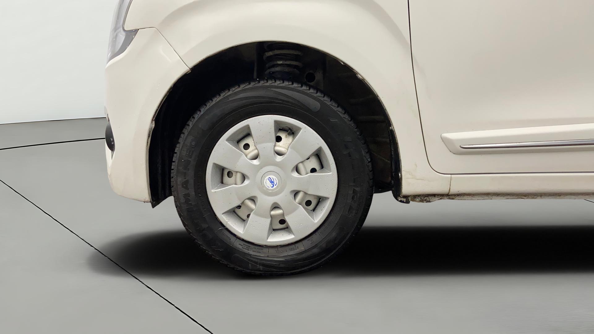camera-Left-Front-Wheel