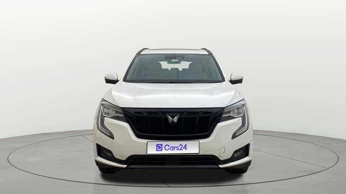 2022 Mahindra XUV700 AX 7 LUXURY D AWD AT 7 STR, Diesel, Automatic, 83,401 km, Front