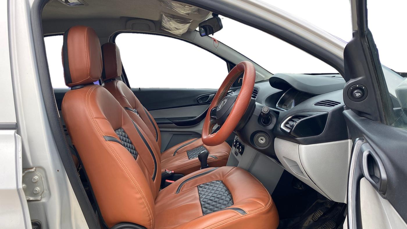 2020 Tata Tiago XT PETROL, Petrol, Manual, 86,530 km, Right Side Front Door Cabin