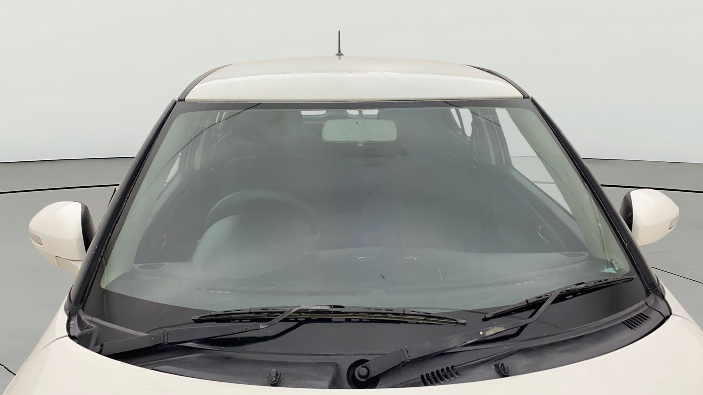2014 Maruti Swift VXI, Petrol, Manual, 73,480 km, Front Windshield