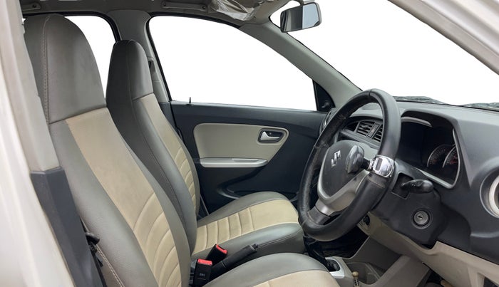 2016 Maruti Alto K10 VXI, Petrol, Manual, 27,778 km, Right Side Front Door Cabin
