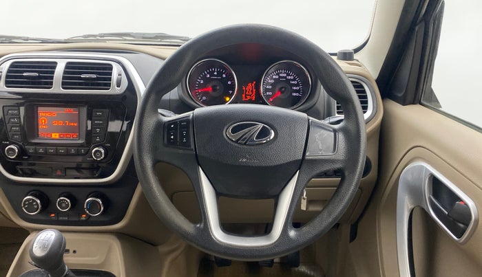 2017 Mahindra TUV300 T8, Diesel, Manual, 70,081 km, Steering Wheel Close Up