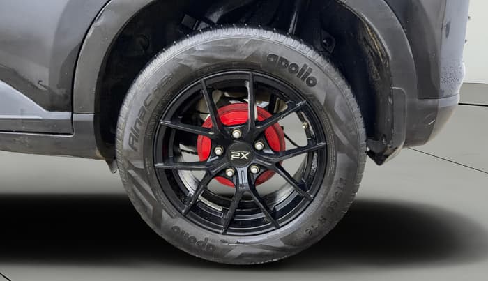 2022 Hyundai VENUE S(O) 1.2, Petrol, Manual, 99,401 km, Left Rear Wheel