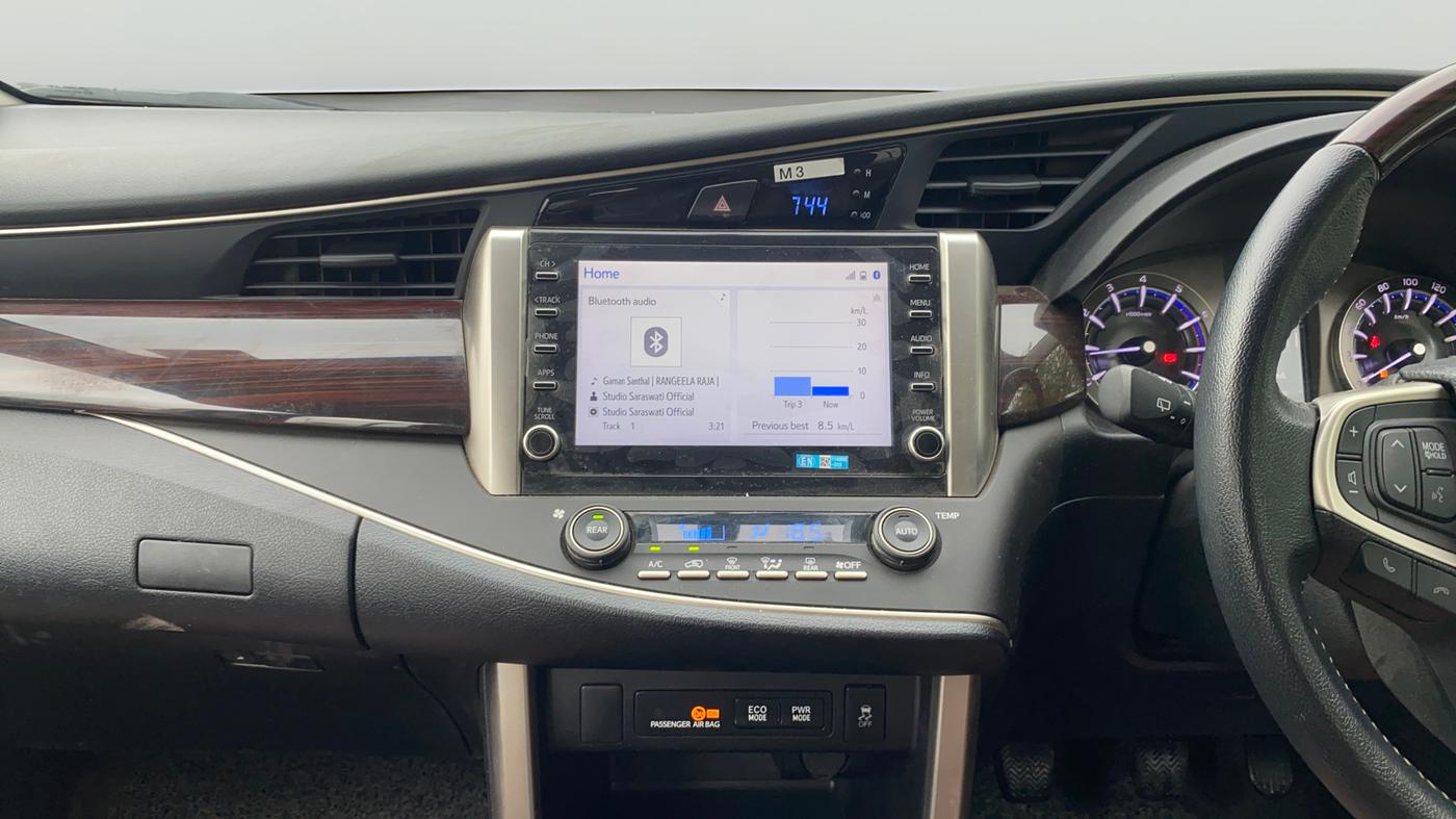 2022 Toyota Innova Crysta 2.7 VX 7 STR, Petrol, Manual, 33,799 km, Air Conditioner