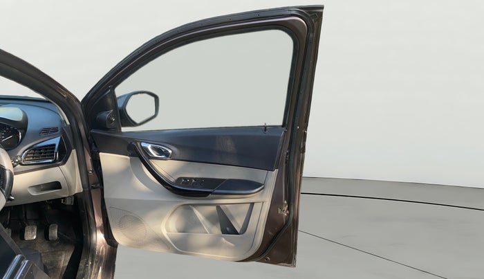 2019 Tata Tiago XZ PETROL, Petrol, Manual, 65,915 km, RHS Front Door