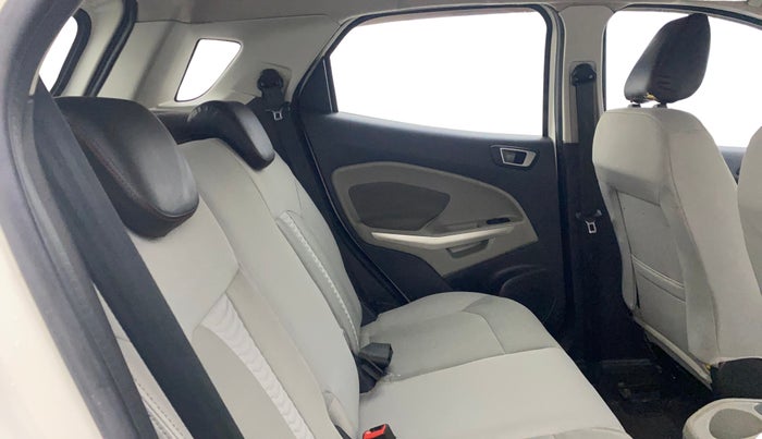 2015 Ford Ecosport TREND+ 1.0L ECOBOOST, Petrol, Manual, 94,143 km, Right Side Rear Door Cabin