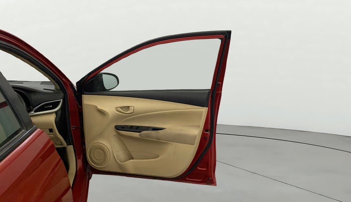 2018 Toyota YARIS J MT, Petrol, Manual, 75,472 km, RHS Front Door