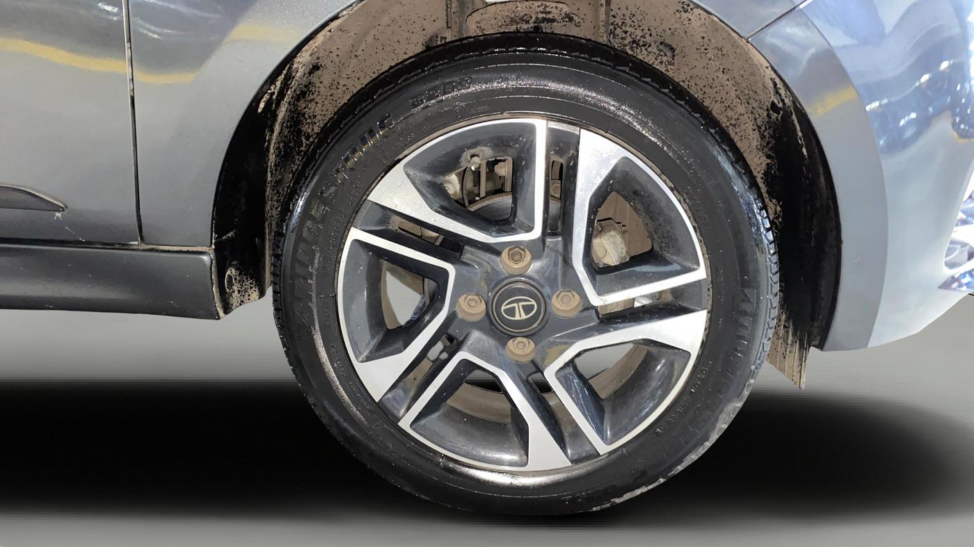 2021 Tata Tiago XZA PLUS PETROL, Petrol, Automatic, 12,837 km, Right Front Wheel
