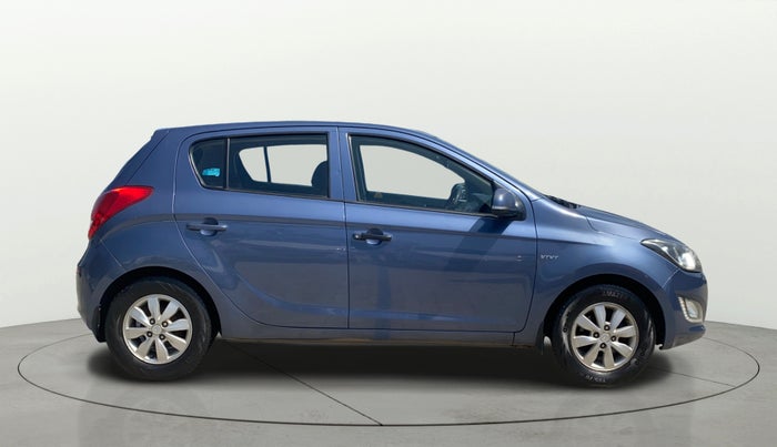 2013 Hyundai i20 SPORTZ 1.2, CNG, Manual, 96,264 km, Right Side View