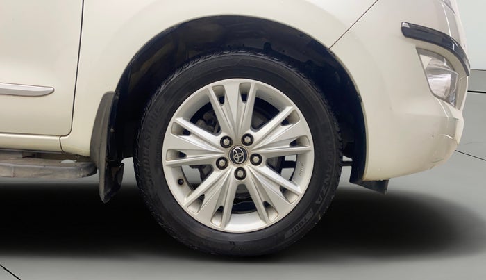 2016 Toyota Innova Crysta 2.7 ZX AT 7 STR, Petrol, Automatic, 51,020 km, Right Front Wheel