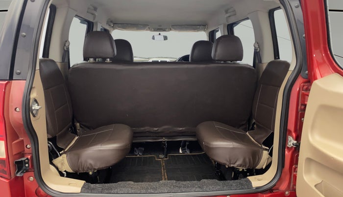 2016 Mahindra TUV300 T8 AMT, Diesel, Automatic, 55,936 km, Boot Open Zoomed View