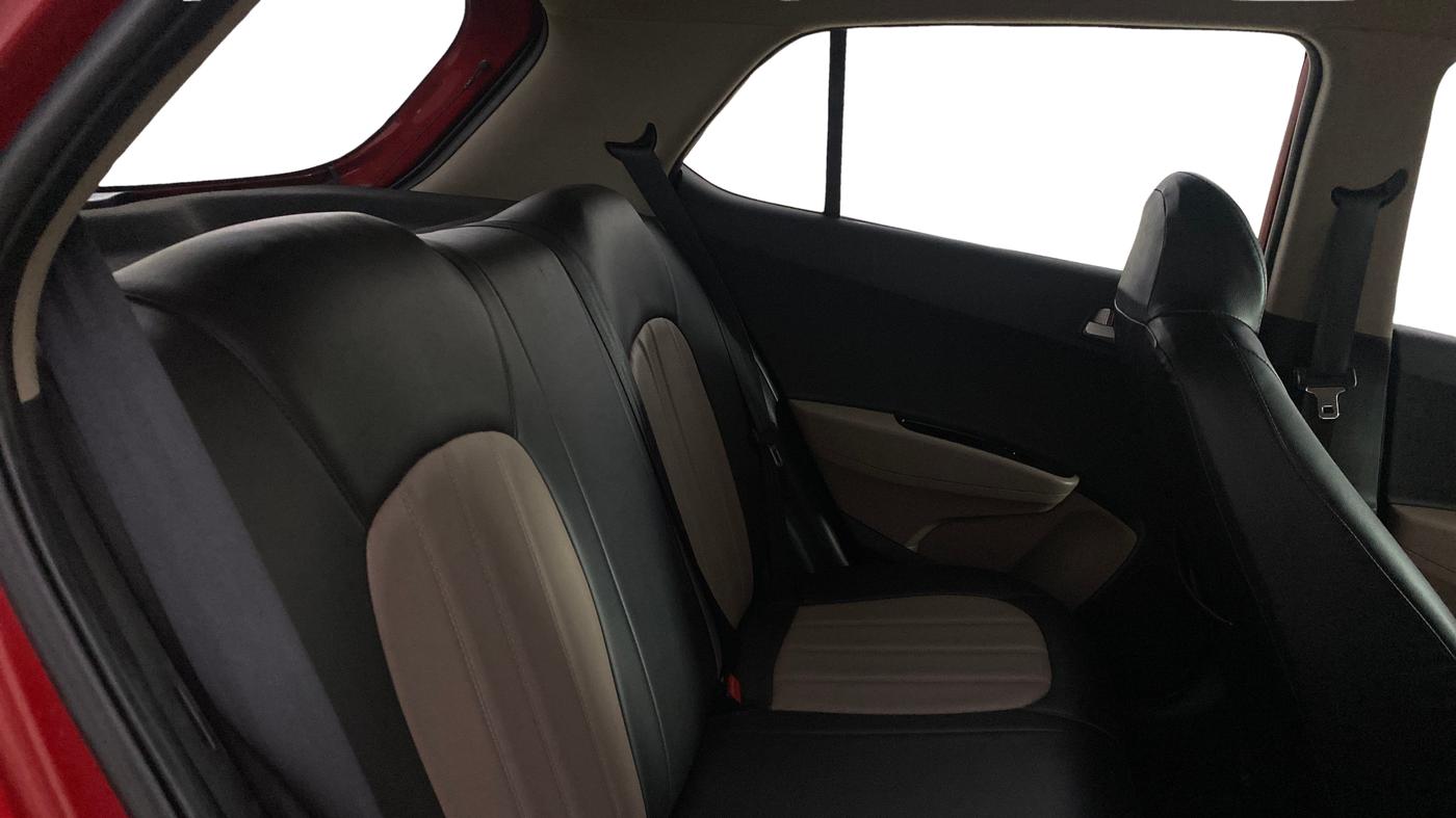 2017 Hyundai Grand i10 SPORTZ 1.2 KAPPA VTVT, Petrol, Manual, 33,231 km, Right Side Rear Door Cabin